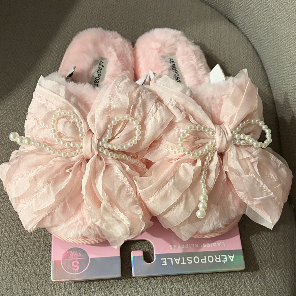 Pink Bow women’s slippers